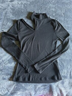 Black Ribbed Long-Sleeve Top with Asymmetric Notch Neck